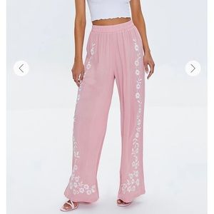 BRAND NEW FOREVER 21 long woven pants!! With tag:)